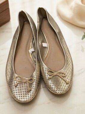 Merona Gold Perforated Ballet Flats with Bow Detail - Size 7